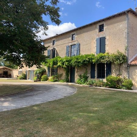 Le Petit Manoir Bed and Breakfast Brux Exteriör bild