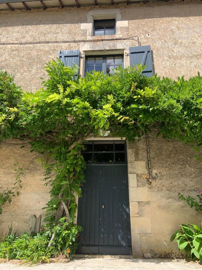 Le Petit Manoir Bed and Breakfast Brux Exteriör bild